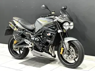 Triumph Street Triple 675