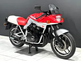 Suzuki GSX1100S KATANA